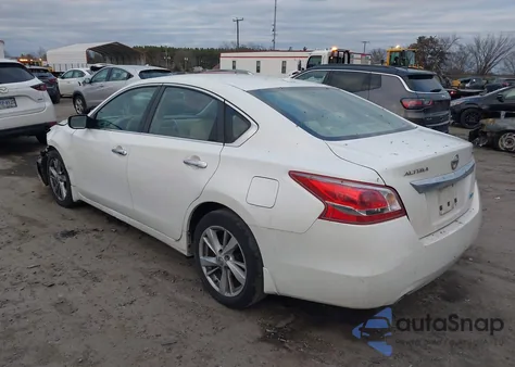 2013 Nissan Altima 2.5 Sv z USA, uszkodzony, nr VIN 1N4AL3AP2DC915595